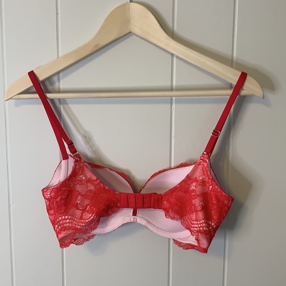 Victoria's Secret Plunge Bra Lace and Rhinestones Red Size 32B - Picture 4 of 5